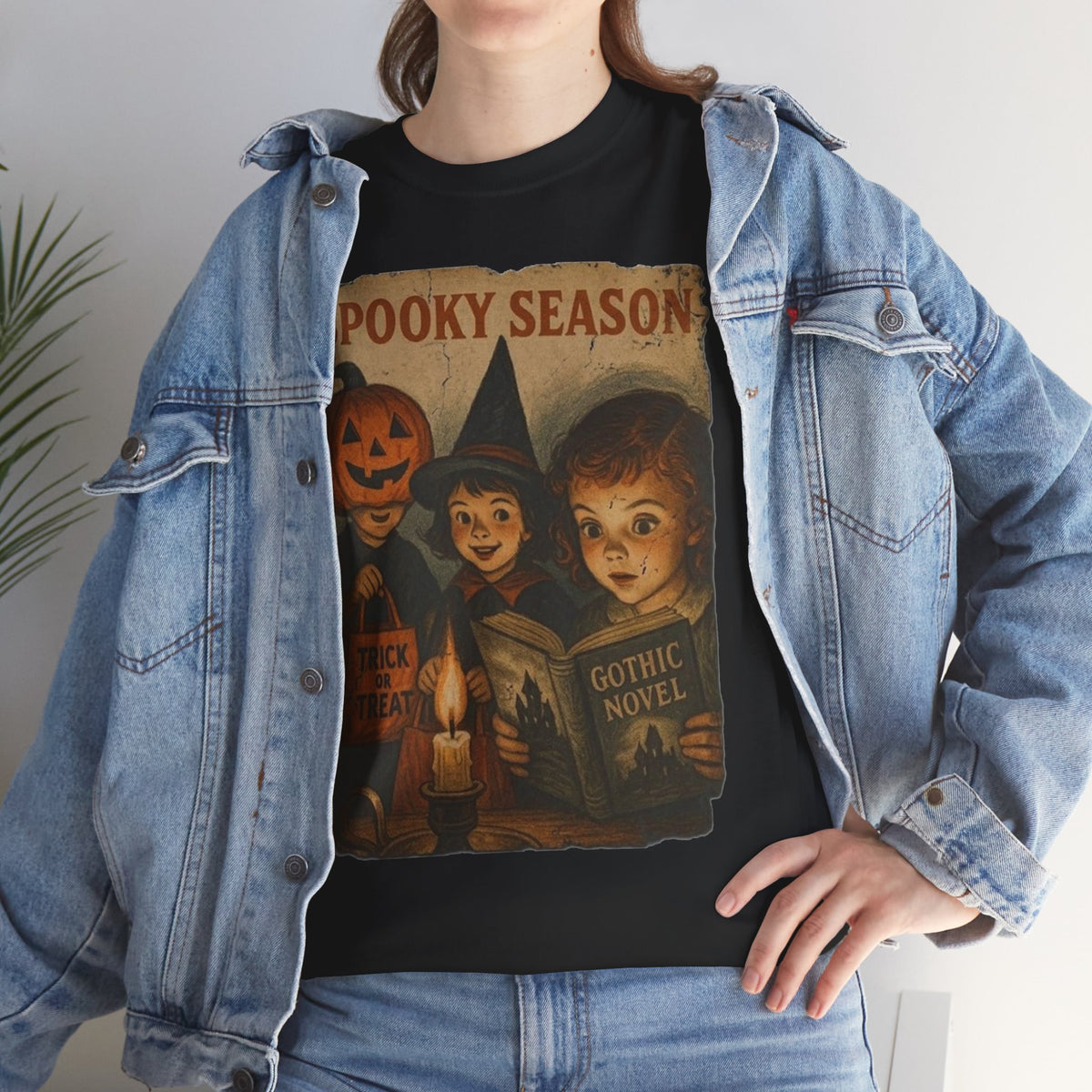 Camiseta gótica de novela de Halloween con bruja y calabaza de temporada espeluznante