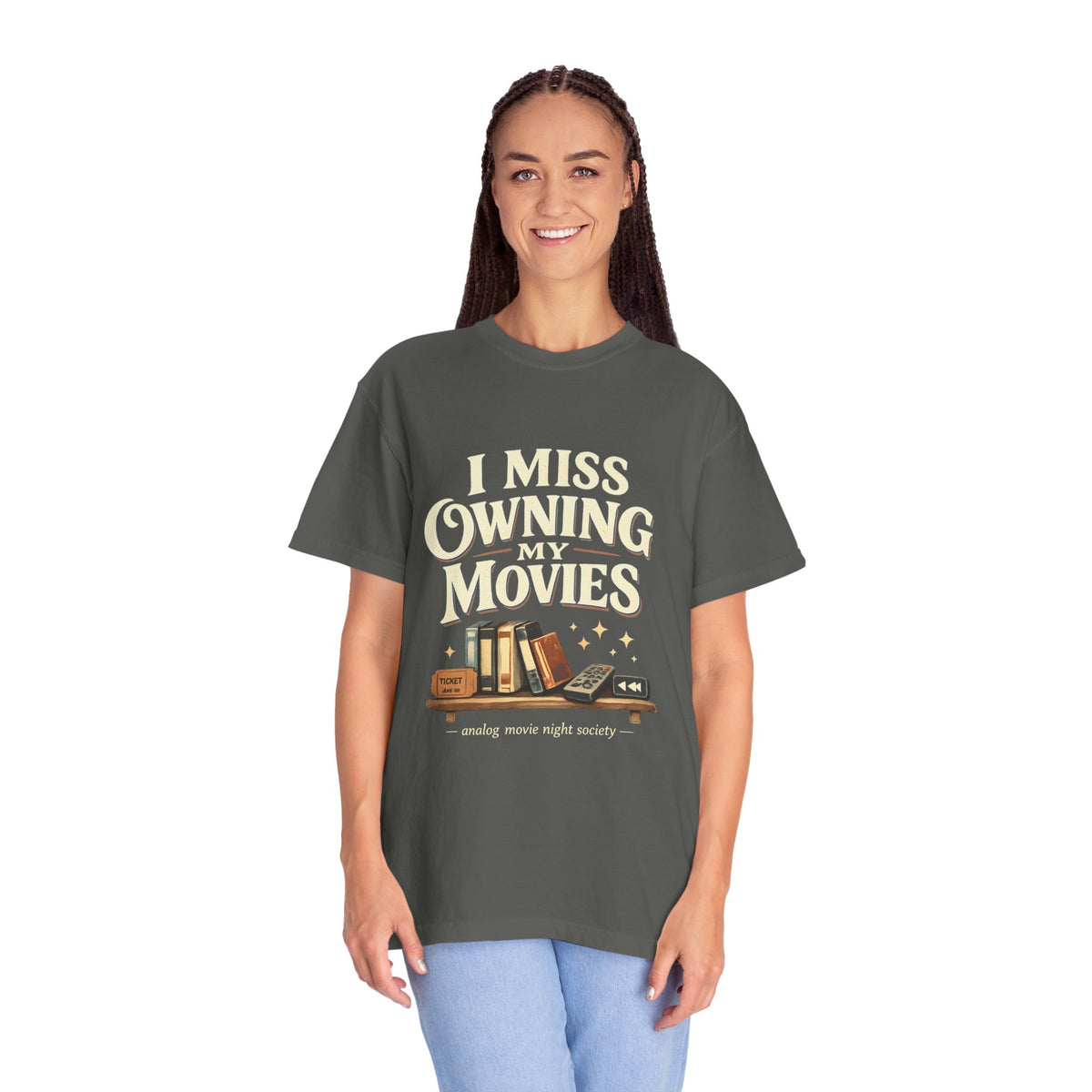 Camiseta "I Miss Owning My Movies", Camiseta vintage de noche de cine, Regalo para amantes de VHS y DVD, Camiseta para coleccionistas de cine, Camiseta de la sociedad de noche de cine analógico