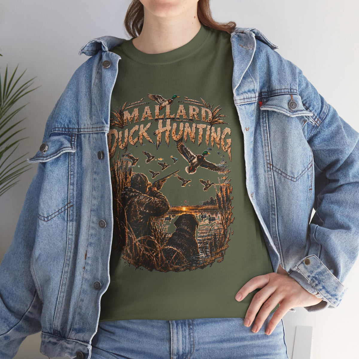 Camiseta de caza de pato azulón | Escena vintage de aves acuáticas, silueta de pantano