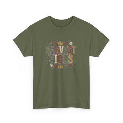 T-shirt "Harvest Vibes" | Haut à typographie automnale avec citrouilles et feuilles d'automne
