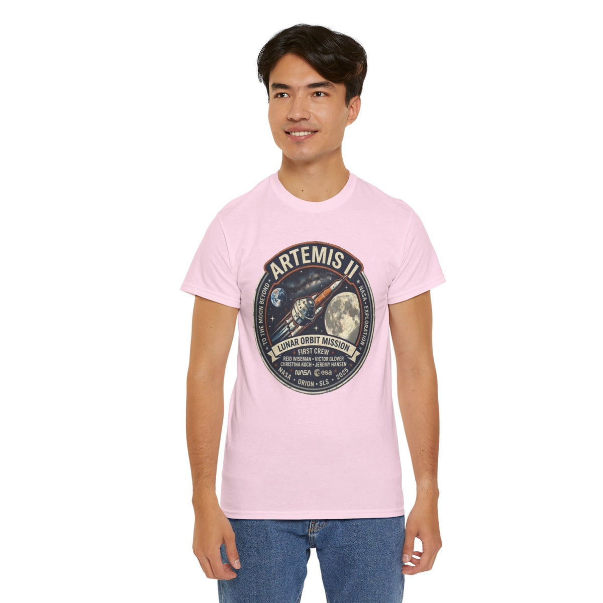 T-shirt de la mission Artemis II en orbite lunaire | Motif écusson fusée lunaire