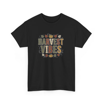 T-shirt "Harvest Vibes" | Haut à typographie automnale avec citrouilles et feuilles d'automne