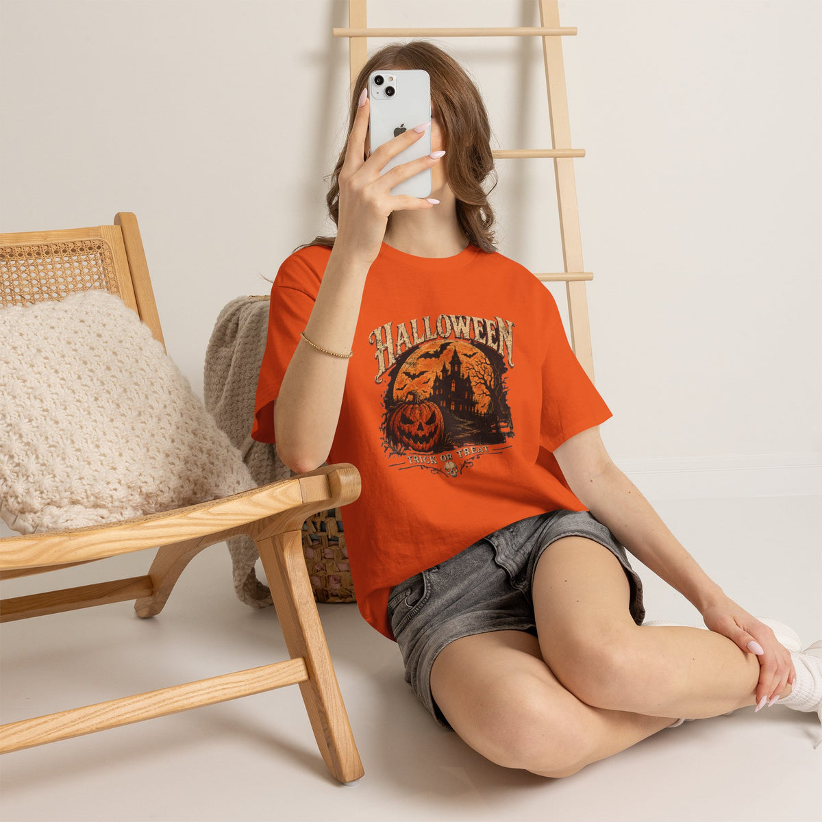 T-shirt vintage avec scène de citrouille d'Halloween | Graphisme rétro « Trick or Treat »