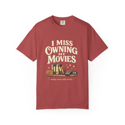 Camiseta "I Miss Owning My Movies", Camiseta vintage de noche de cine, Regalo para amantes de VHS y DVD, Camiseta para coleccionistas de cine, Camiseta de la sociedad de noche de cine analógico