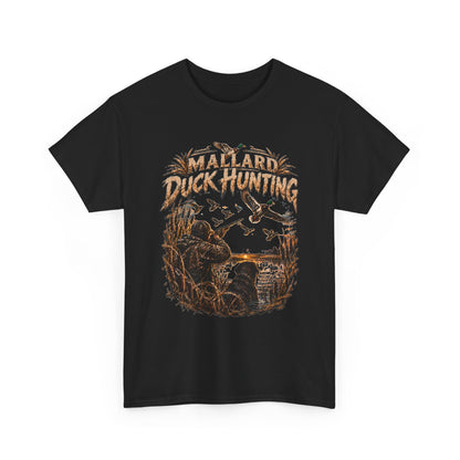 Camiseta de caza de pato azulón | Escena vintage de aves acuáticas, silueta de pantano
