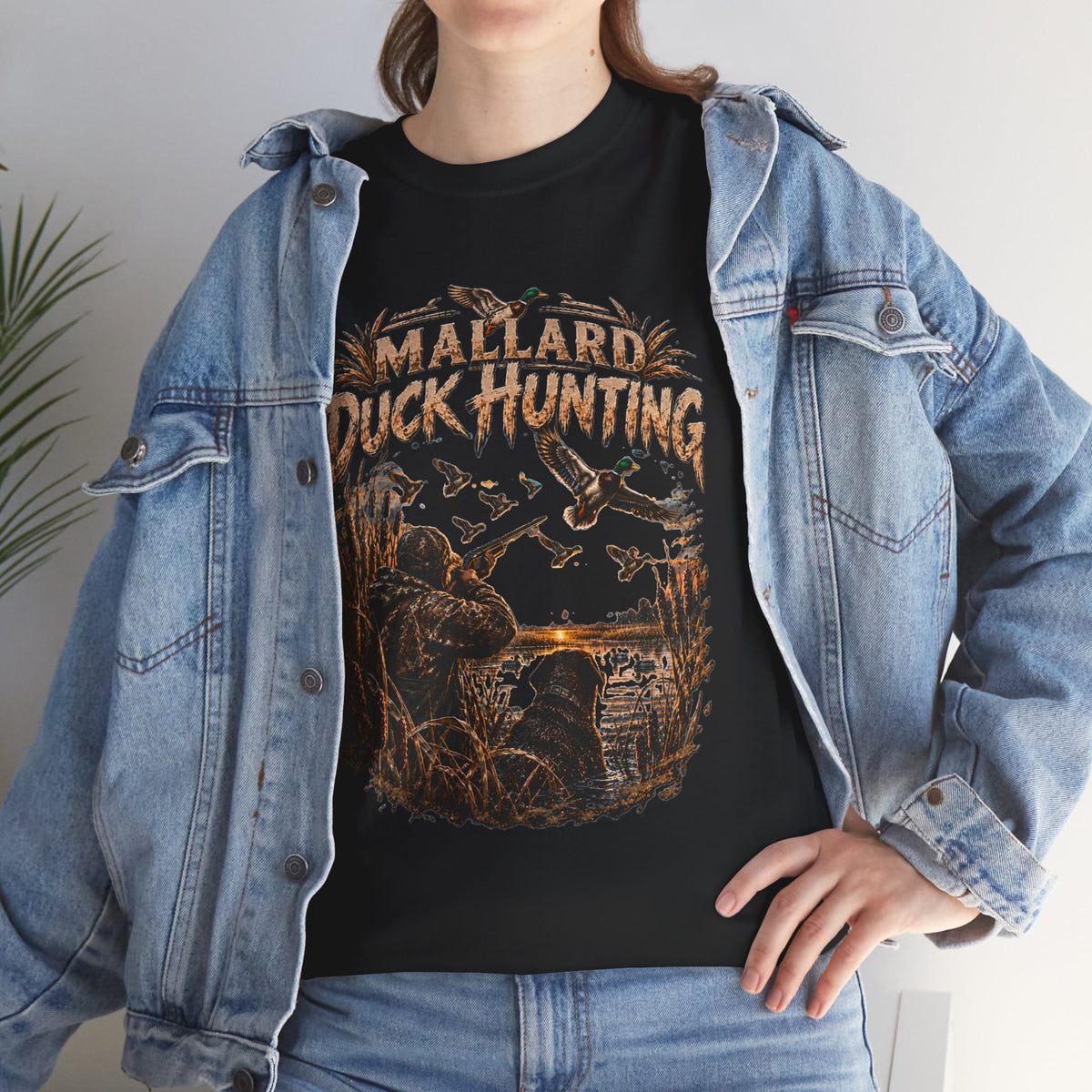 Camiseta de caza de pato azulón | Escena vintage de aves acuáticas, silueta de pantano