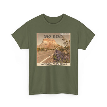 Camiseta vintage con foto de carretera del Parque Nacional Big Bend | Paisaje desértico de Texas