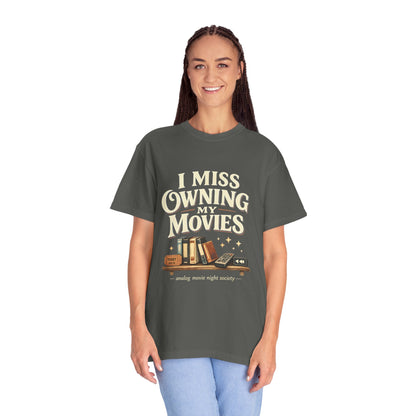Camiseta "I Miss Owning My Movies", Camiseta vintage de noche de cine, Regalo para amantes de VHS y DVD, Camiseta para coleccionistas de cine, Camiseta de la sociedad de noche de cine analógico