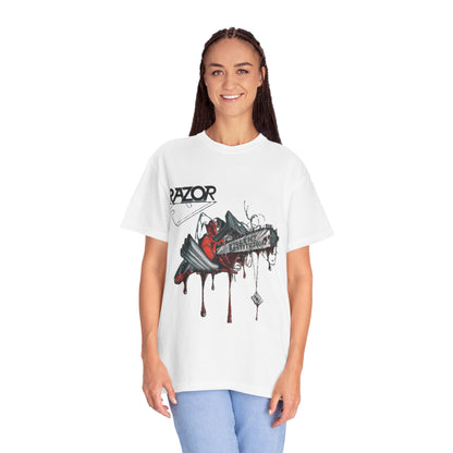 Camiseta de la banda de thrash metal Razor, diseño del álbum Violent Restitution con una motosierra goteando sangre