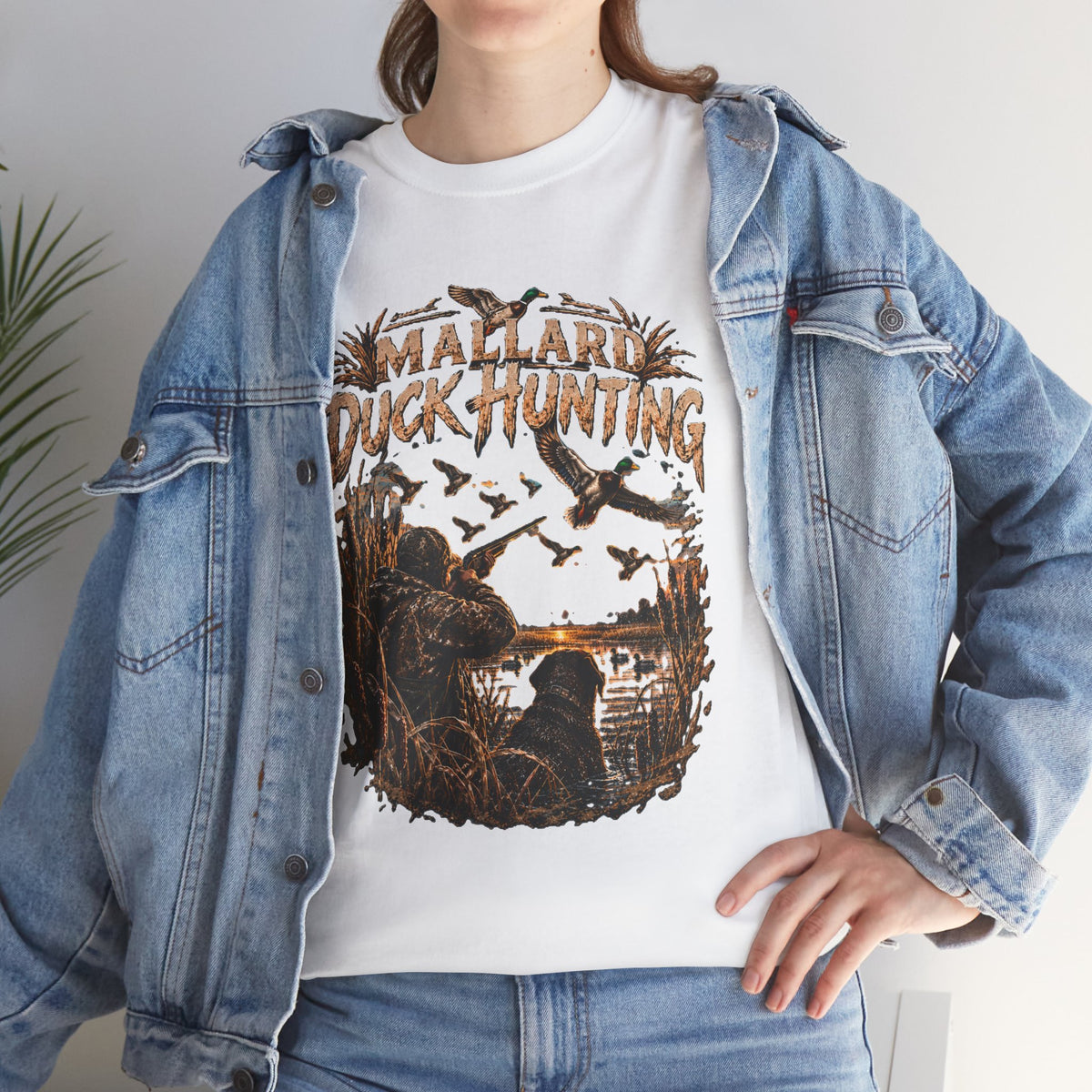 Camiseta de caza de pato azulón | Escena vintage de aves acuáticas, silueta de pantano