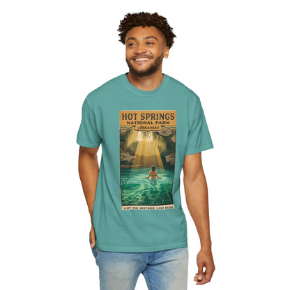 Camiseta con la escena de las termas del Parque Nacional de Hot Springs | Póster retro de viaje