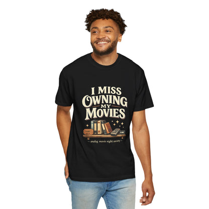 Camiseta "I Miss Owning My Movies", Camiseta vintage de noche de cine, Regalo para amantes de VHS y DVD, Camiseta para coleccionistas de cine, Camiseta de la sociedad de noche de cine analógico