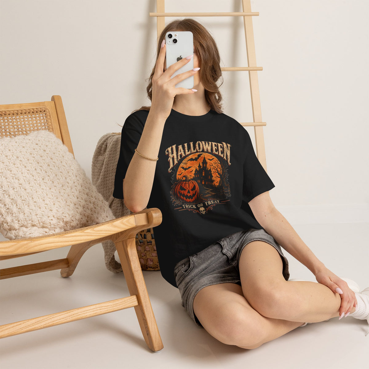 T-shirt vintage avec scène de citrouille d'Halloween | Graphisme rétro « Trick or Treat »