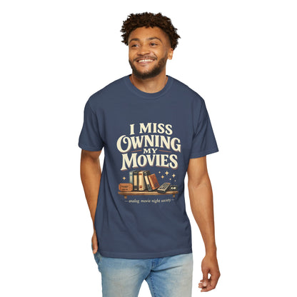 Camiseta "I Miss Owning My Movies", Camiseta vintage de noche de cine, Regalo para amantes de VHS y DVD, Camiseta para coleccionistas de cine, Camiseta de la sociedad de noche de cine analógico