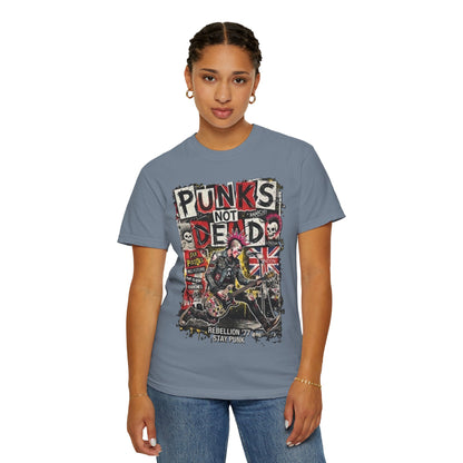 Camiseta gráfica Punks Not Dead | Camiseta de rebelión punk rock