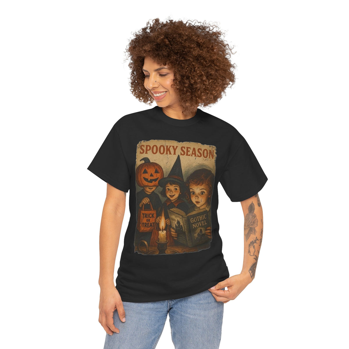 Camiseta gótica de novela de Halloween con bruja y calabaza de temporada espeluznante
