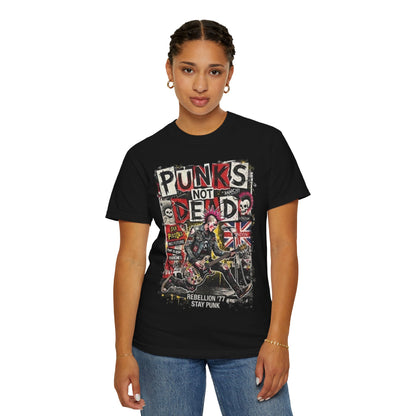Camiseta gráfica Punks Not Dead | Camiseta de rebelión punk rock